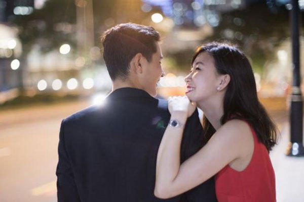 প্রেম করার জন্য এখন থেকে ছুটি পাবেন নারী কর্মীরা