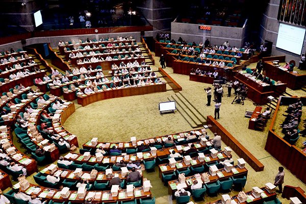 ইপিজেড বিল উ্থ্যাপিত হলো জেল ও জরিমানার বিধান রেখে