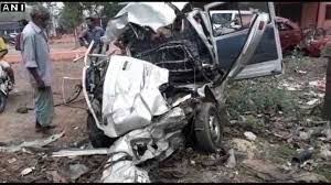 সড়ক দূর্ঘটনায় একজন মারা গেছে চট্টগ্রাম পটিয়ায়