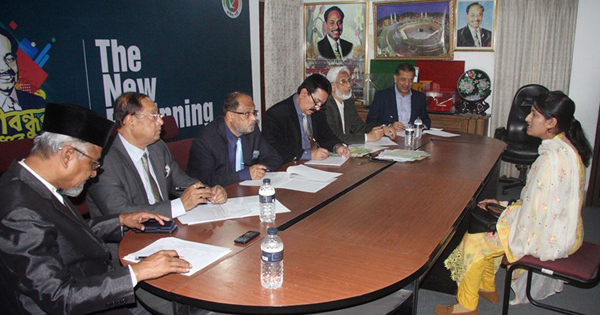 প্রধান বিরোধী দলে থাকাতেও জাতীয় নোংরা রাজনীতি থেকে দুরে