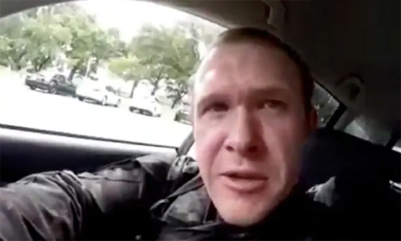 ফেসবুক ও টুইটারে আগেই হামলার আবাস দিলেছিলেন অস্ট্রেলিয়ান বংশোদ্ভূত ব্রেনটন ট্যারেন্ট