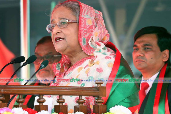 দেশকে এগিয়ে নিতে সর্বদা কজ করে যাচ্ছি