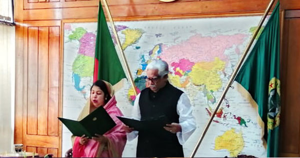 সুলতান মনসুর শপথ নিয়ে সুর পাল্টালেন