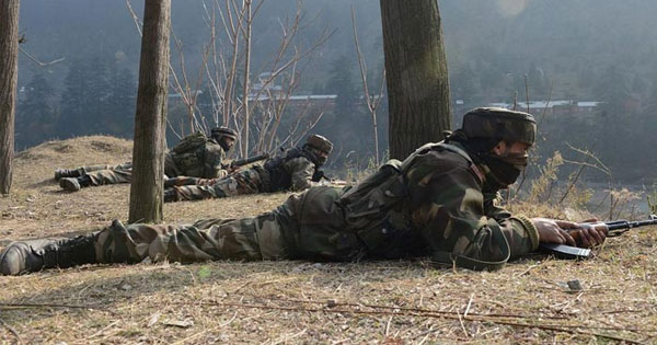 কাশ্মীর সীমান্তে পদুই দেশের সেনাদের মধ্যে পাল্টাপাল্টি গোলাগুলি অব্যাহত