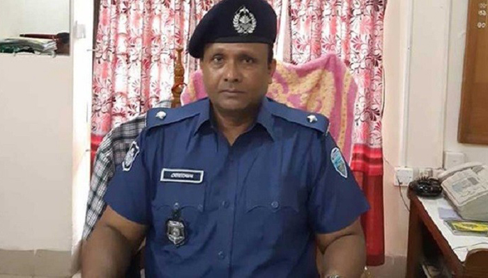 নুসরাত হত্যার সাথে জড়িত ফেনী সোনাগাজীর ওসি মোয়াজ্জেমকে শেষ পর্যন্ত গ্রেপতার করেছে পুলিশ