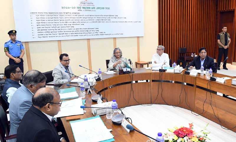 প্রধান মন্ত্রী এবার মহাসড়কেও টোল আদায়ের নির্দেশ দিলেন