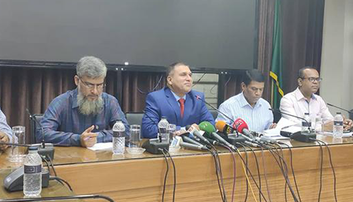 জাতীয় পরিচয়পত্র জালিয়াতির ঘটনায় সন্দেহ নজরদারীতে ১৫ জন