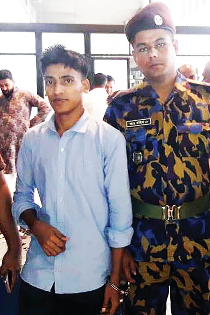 শাহ আমানত বিমান বন্দরে ১৫ কিজে স্বর্ণ উদ্ধার